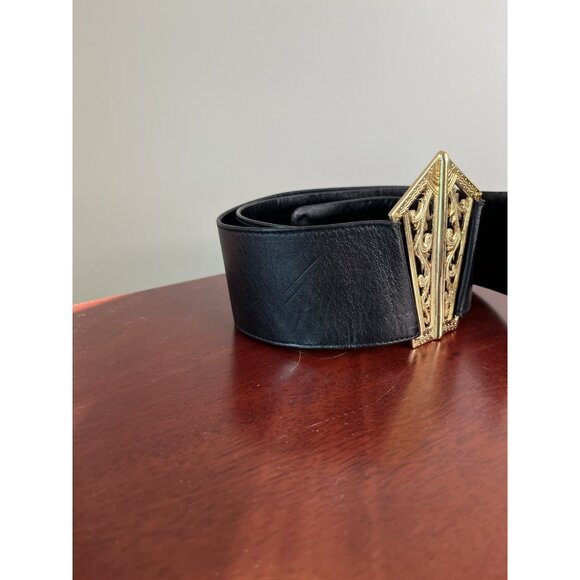 Vintage Gatefold Chanel 1980s Black Leather 24k Gold-Plated Filigree Belt main image 12